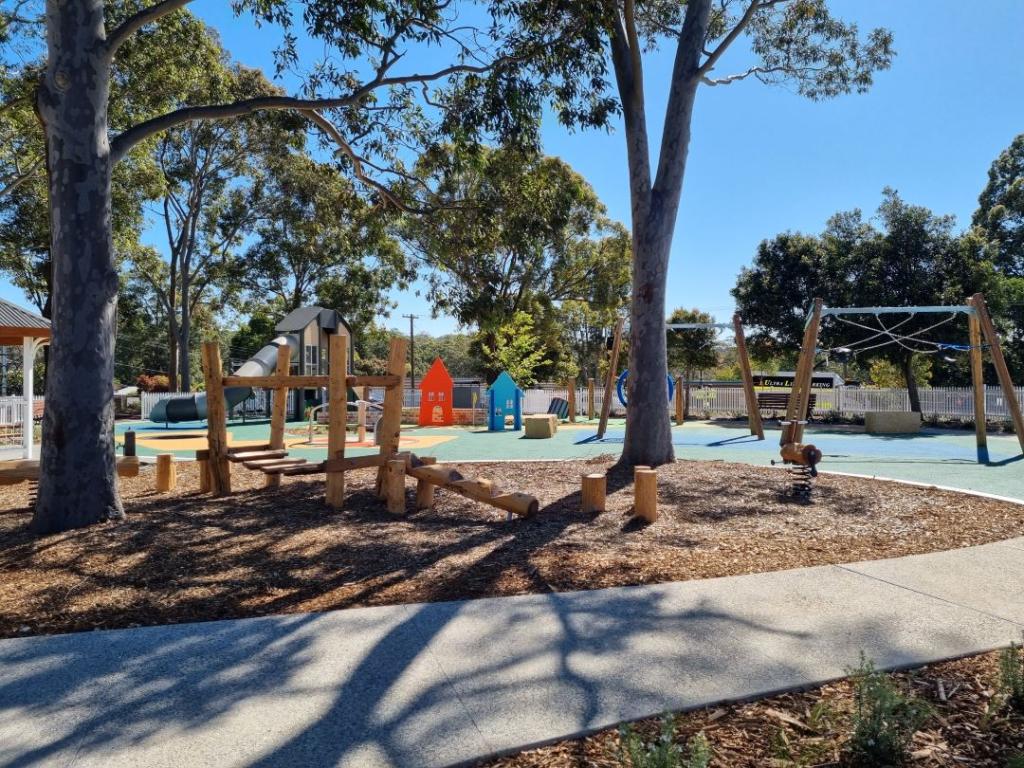 Playground at Acacia Park