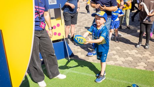 AT Parramatta Container - Win Prizes