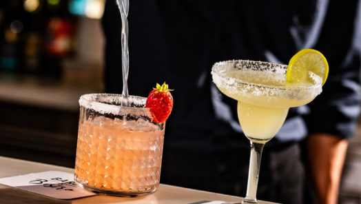 Bar 30