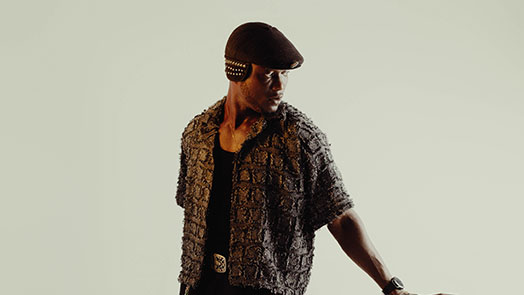 Mike Akox