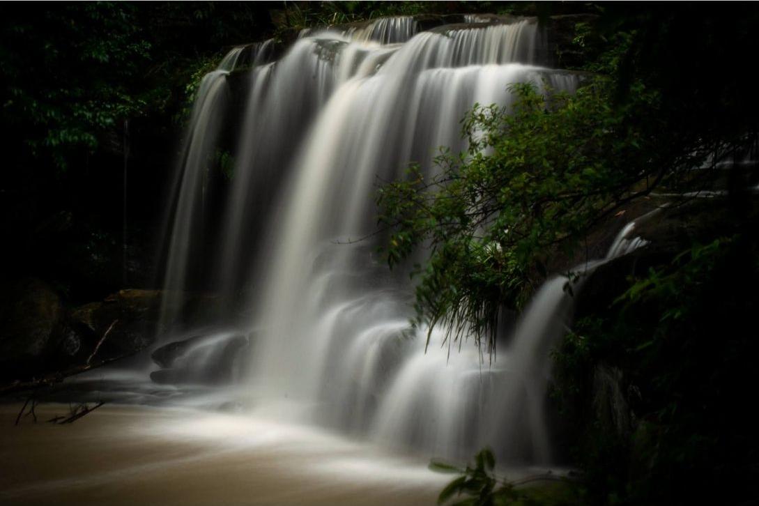 Balaka Falls waterfall