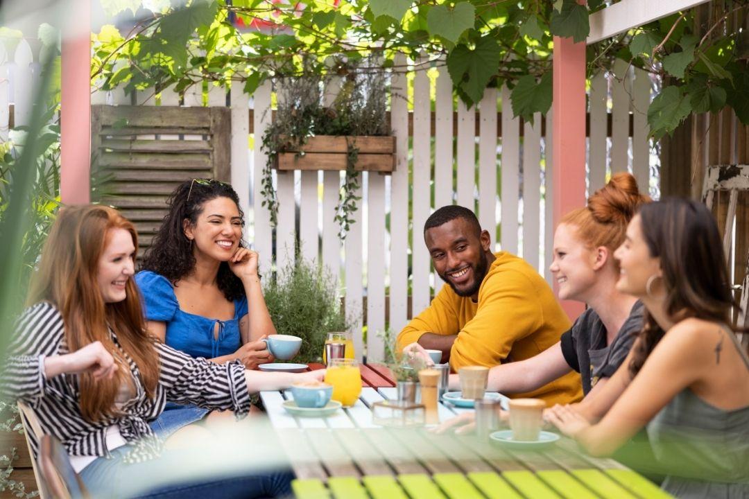 5 people at brunch table