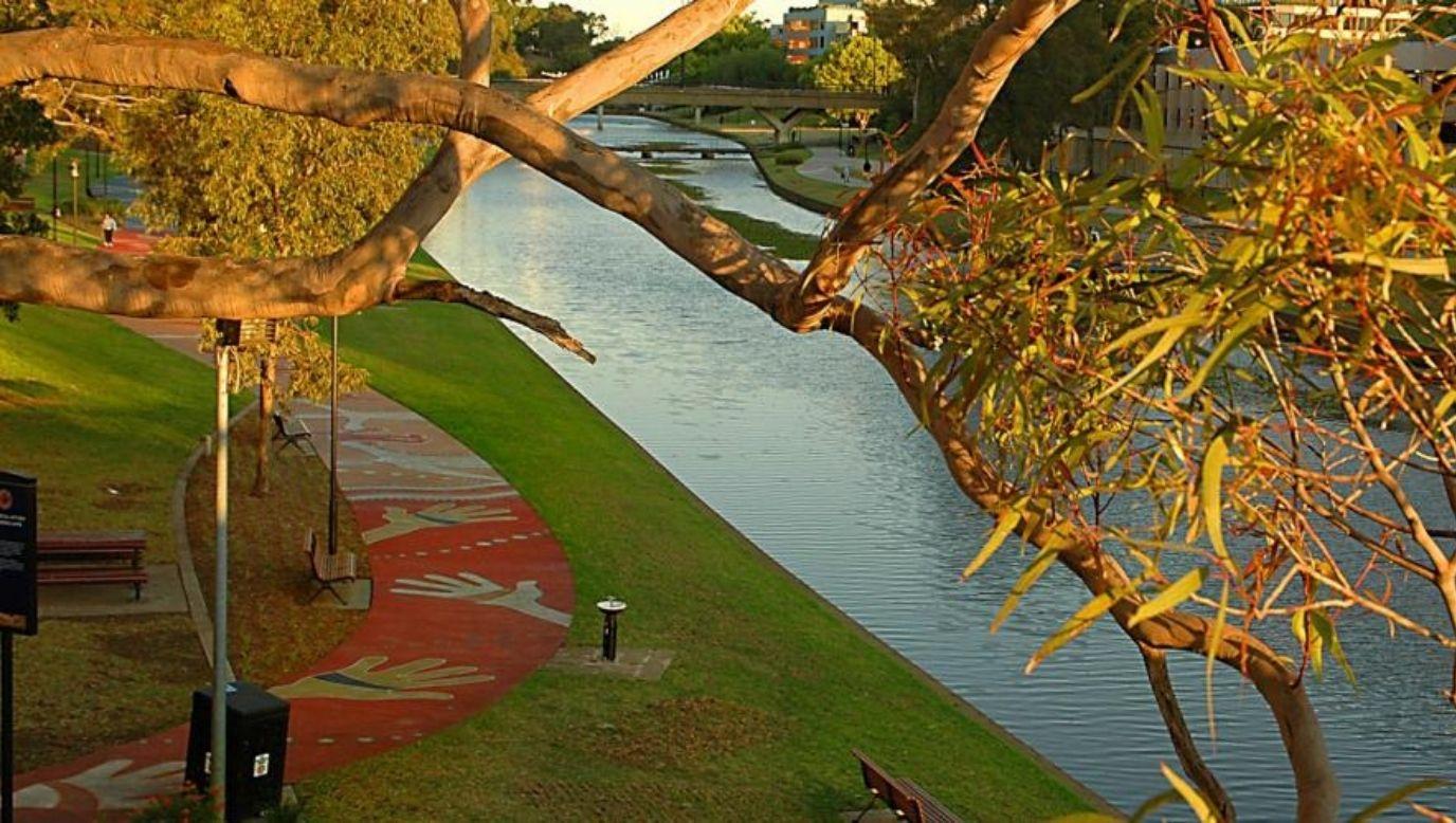 Path along Parramatta River