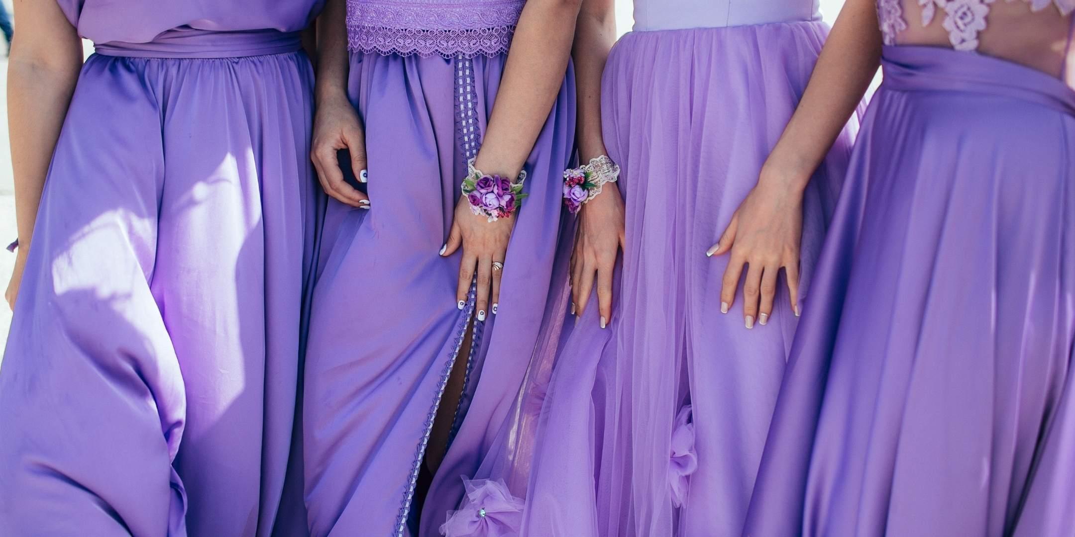 4 bridesmaids in purple