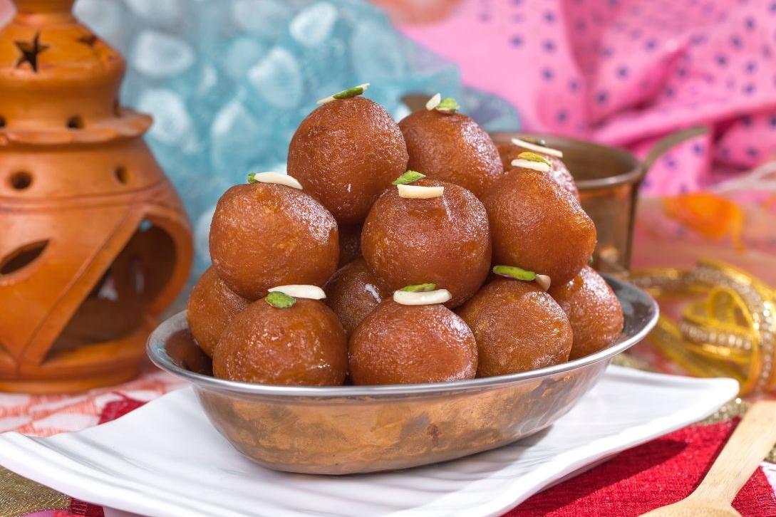 gulub jamen indian sweets