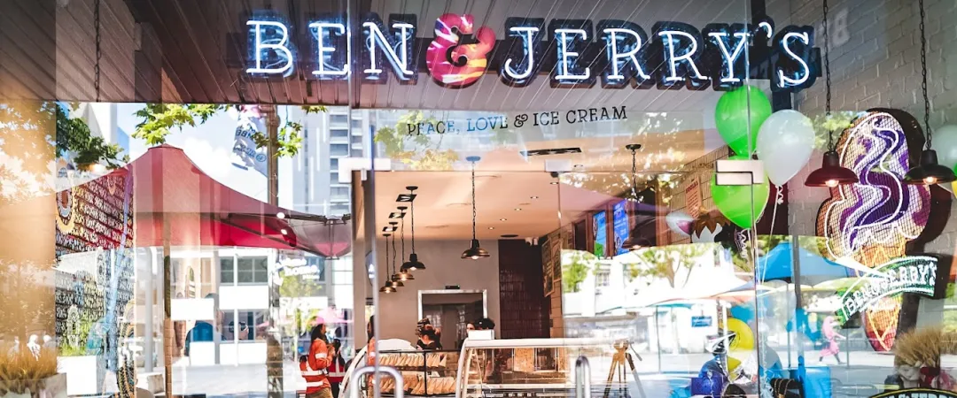 ice cream store front 