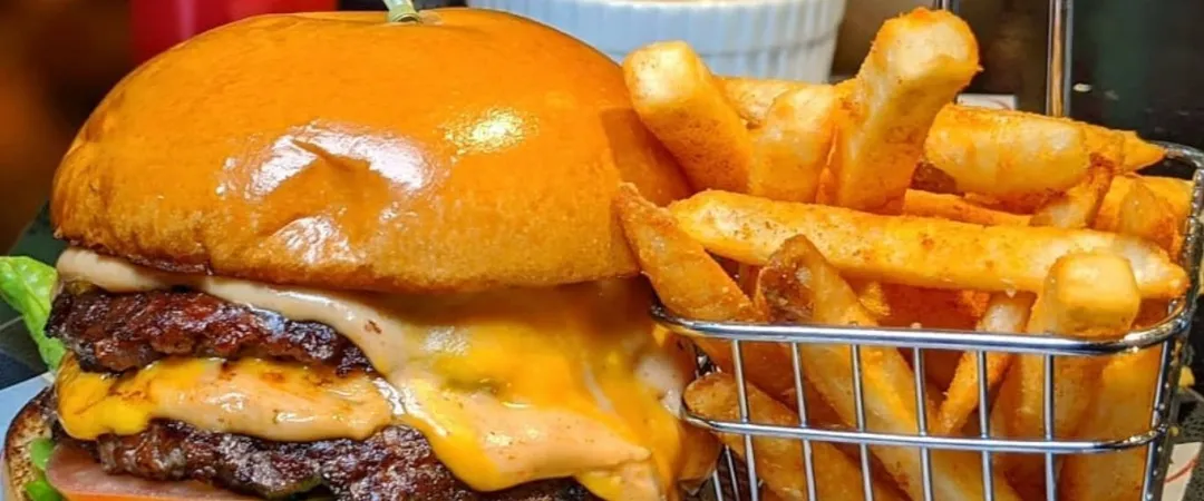 burger and chips