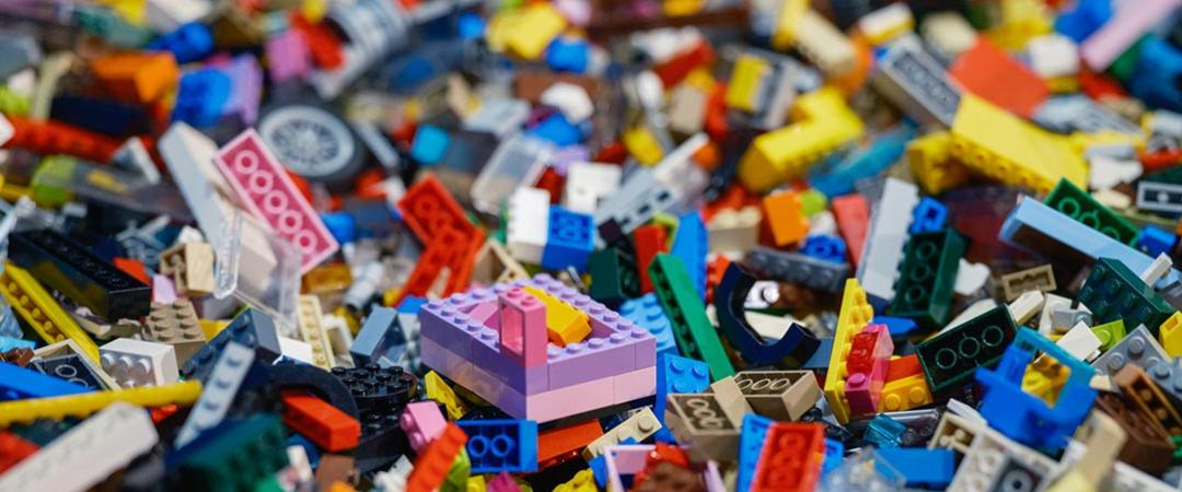 Lego pit